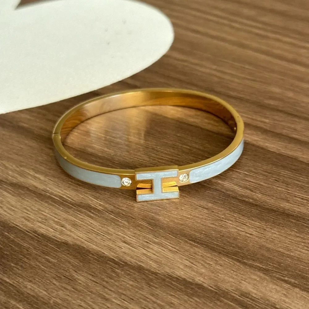 Blue enamel bangle Q753